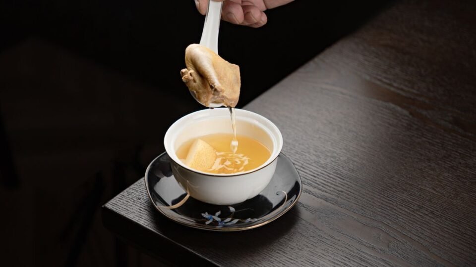 계란찜 푸석푸석해지는 문제, 수분 비율부터 찌는 시간까지 한 번에 잡는 방법