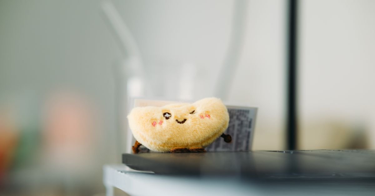 내 피부 표현부터 분류해요(건조·각질·모공·피지·트러블)