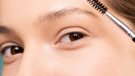 마스카라 번짐이 심할 때, 워터프루프보다 먼저 확인할 눈가 유분과 브러시 모양